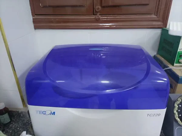 جهاز كيمياء الدم tecom TC220 أوتوميشن كسر زيرو حالة فوق الممتازة