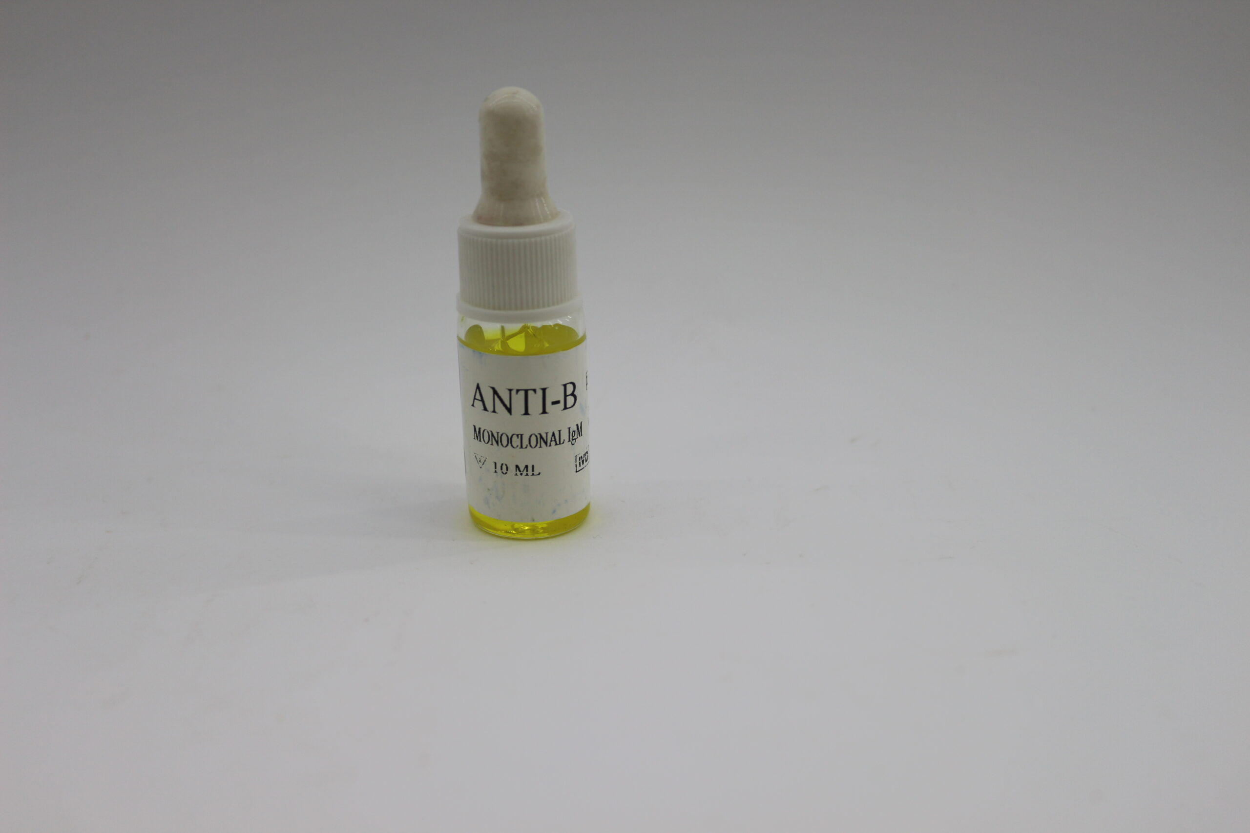 Anti B Genesis 10 ml 1 This is an Anti-B Monoclonal IgM blood grouping reagent, used for in-vitro diagnostic testing 10ml